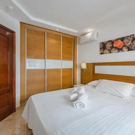 349 Royal Park Albatros Pool, Terrace And Ac Apartment *